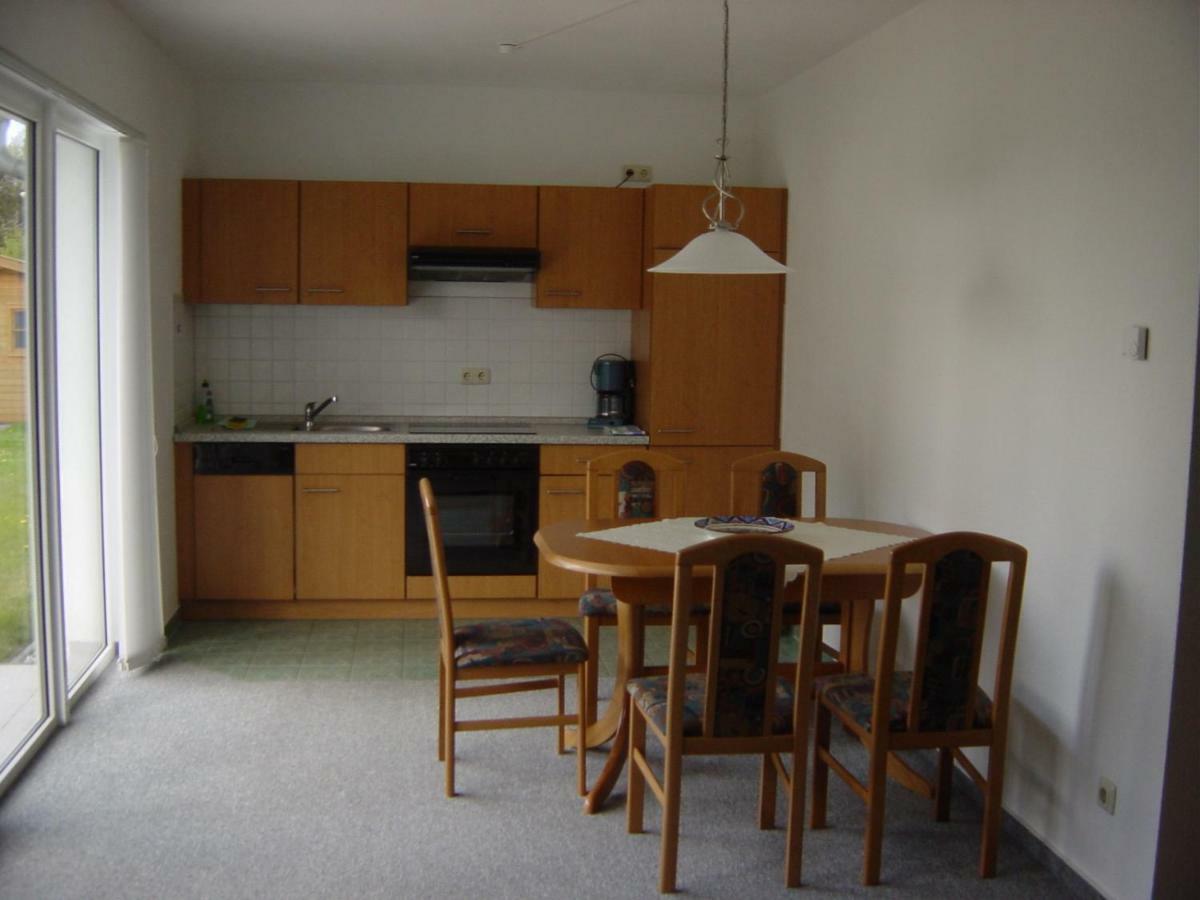 Haus Galerie Eg Lägenhet Karlshagen Exteriör bild