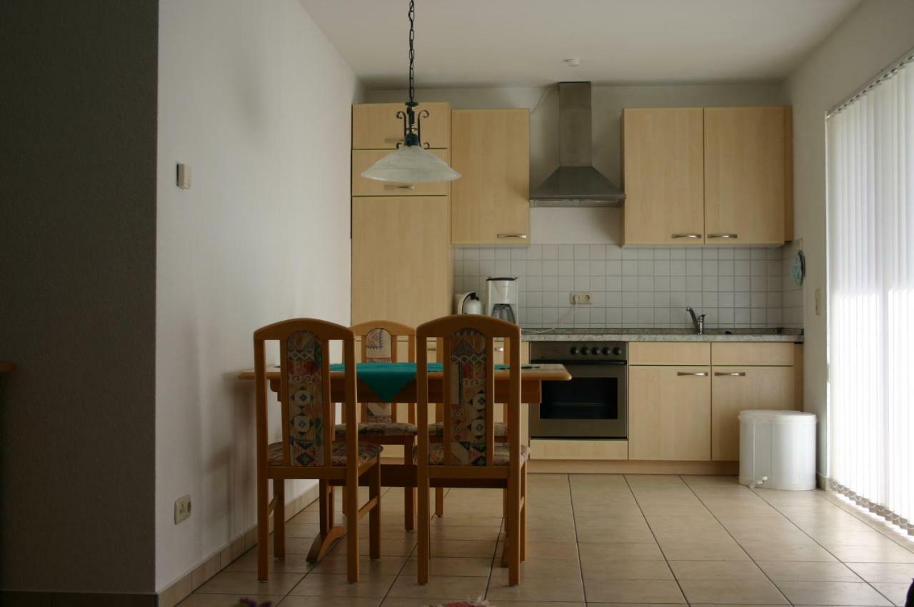 Haus Galerie Eg Lägenhet Karlshagen Exteriör bild
